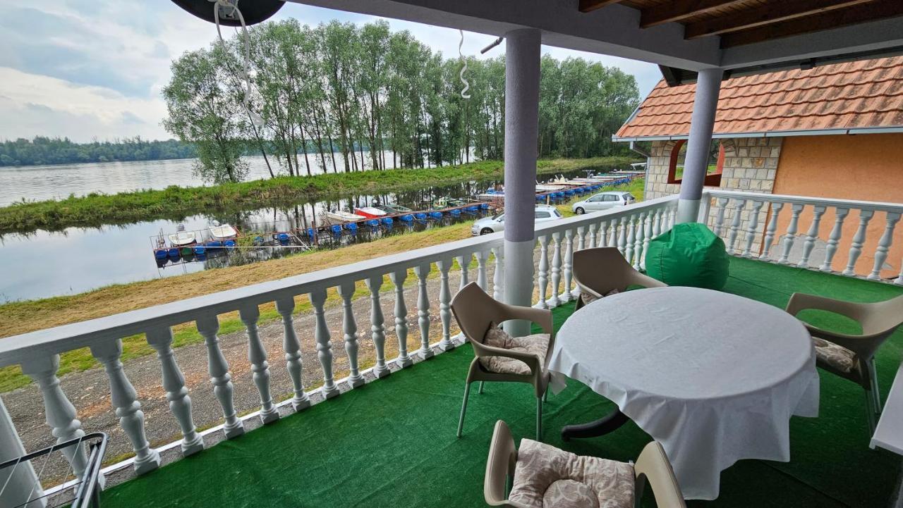 River View - Danube Celarevo Ngoại thất bức ảnh